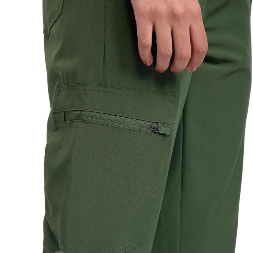 Floral Hue Woman's Medical V-Neck Top And Cargo Pants Scrub Set Size L - Picture 3 of 3